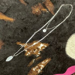 Stella & Dit Aurelia 3-1 necklace.